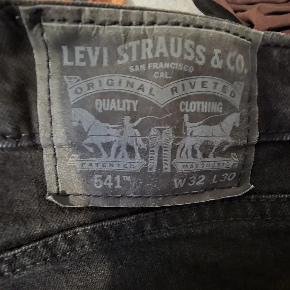Levi's Black 541 Straight Leg Jeans Mens 32
